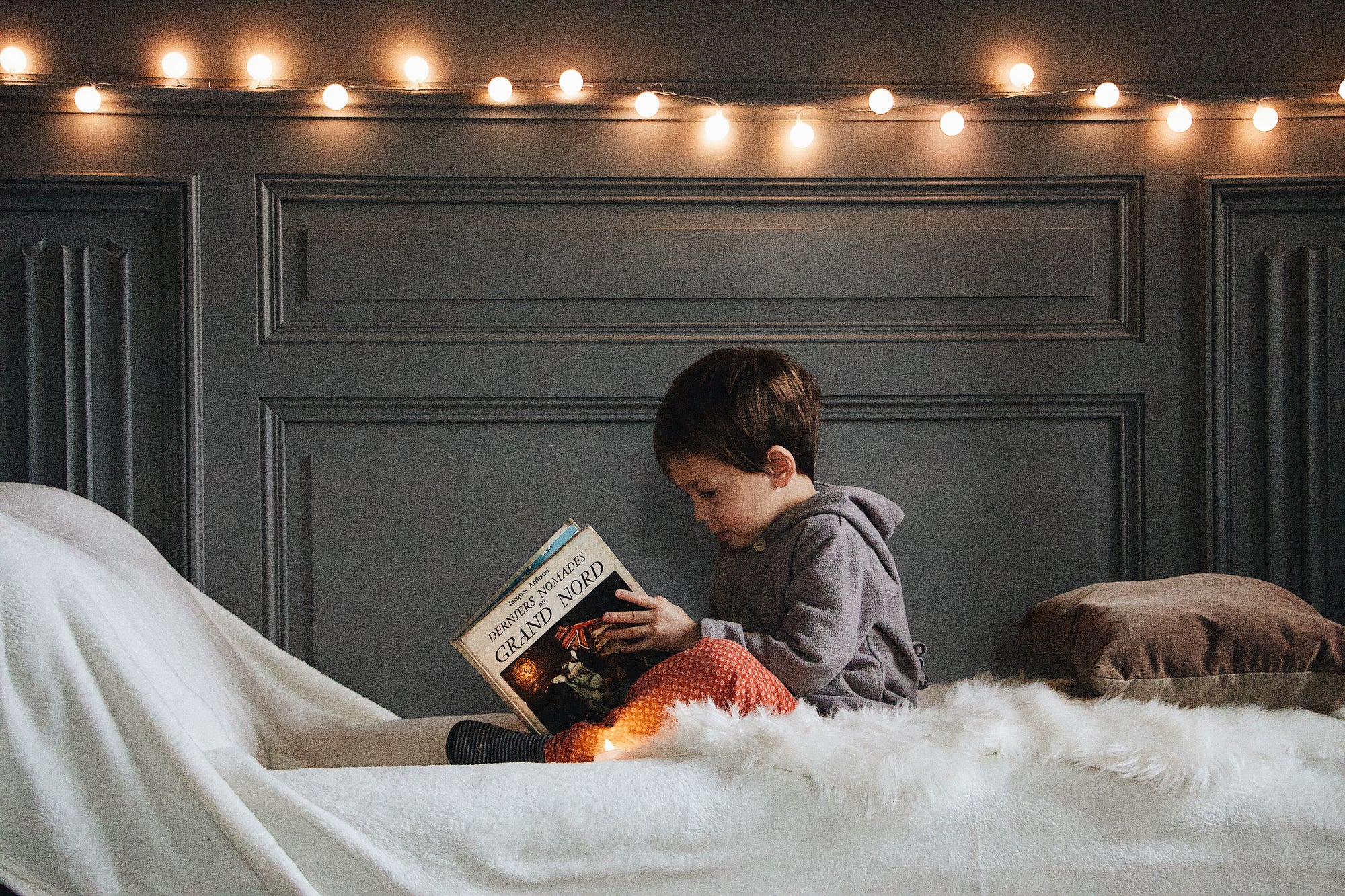 How to Raise A Son Who Loves to Read (And Become A Reader Yourself) by Rusti L. Lehay