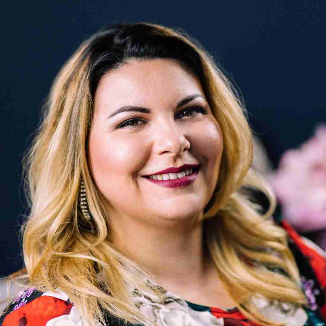 Nadine Lachtabega </BR> MISSISSAUGA, ON CANADA </BR>